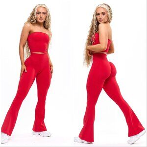 Buffbunny Aggressive Scrunch Flare Legging Lipstick Red
